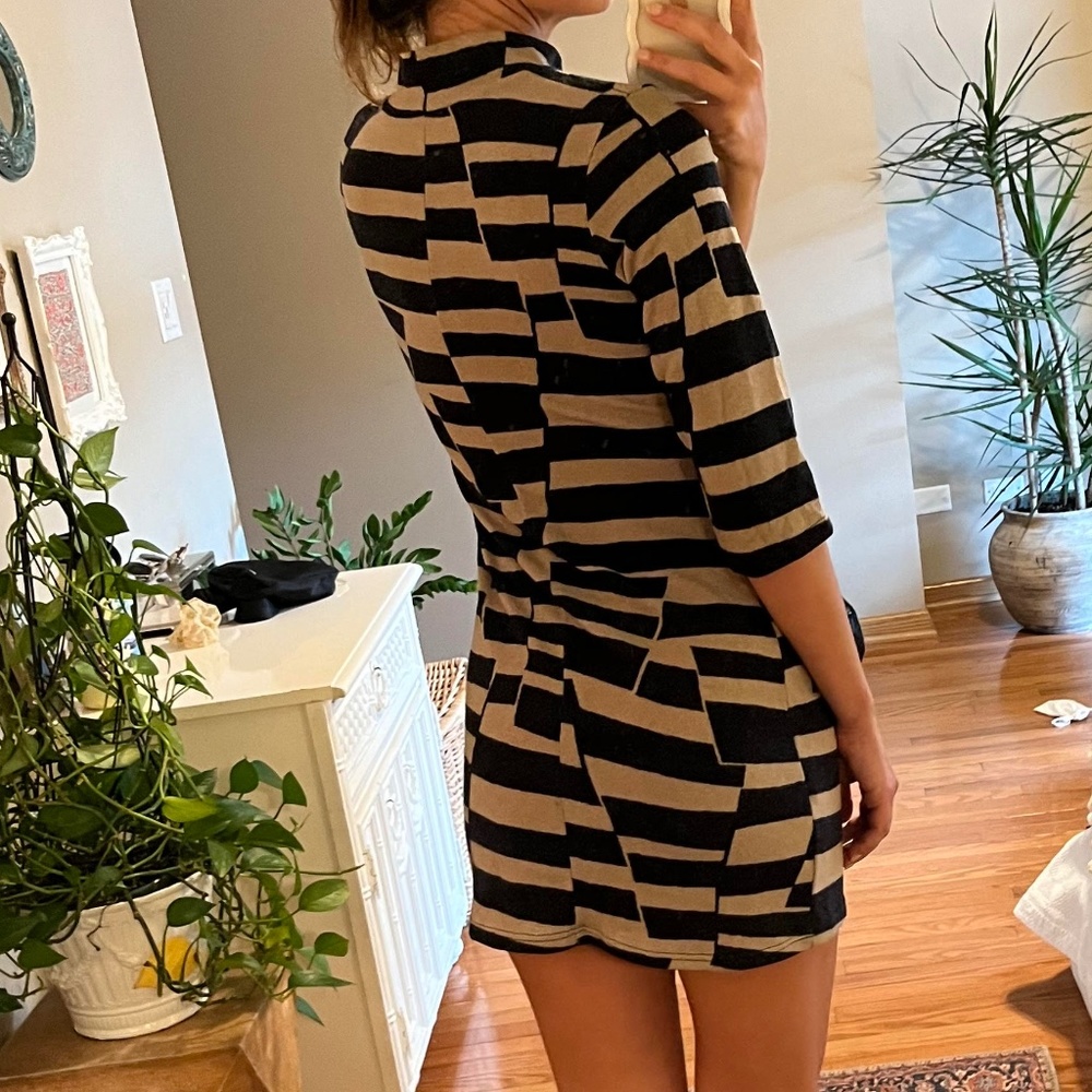 True Light Abstract Patterned Mini Dress - Picture 2 of 5